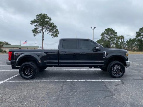 Used 2019 Ford F350 XLT image 10