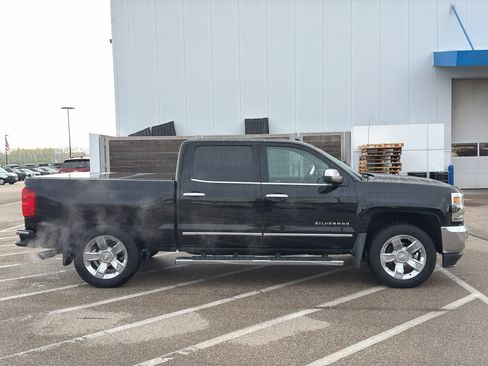 Used 2017 Chevrolet Silverado 1500 LTZ w/ Sport Package AWD/4WD image 7