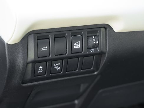 Used 2019 Subaru Ascent Limited w/ Popular Package #2A AWD/4WD image 11