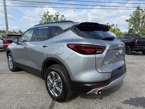 Used 2023 Chevrolet Blazer LT w/ Convenience Package image 4