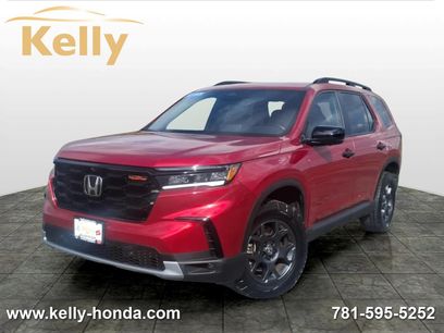 Certified 2025 Honda Pilot TrailSport