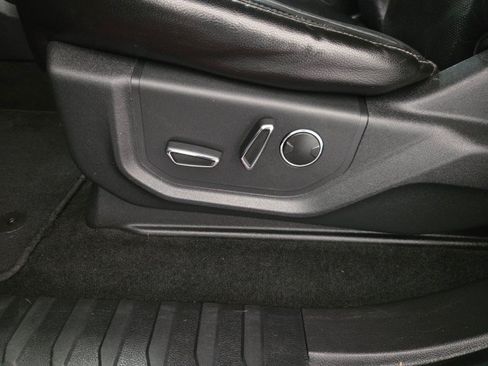 Used 2018 Ford F250 Lariat w/ Lariat Value Package AWD/4WD image 69