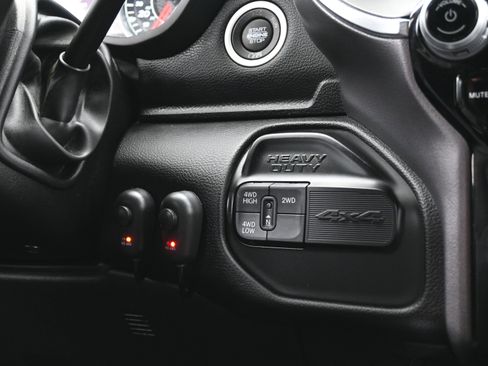 Used 2022 RAM 2500 Laramie w/ Night Edition image 30