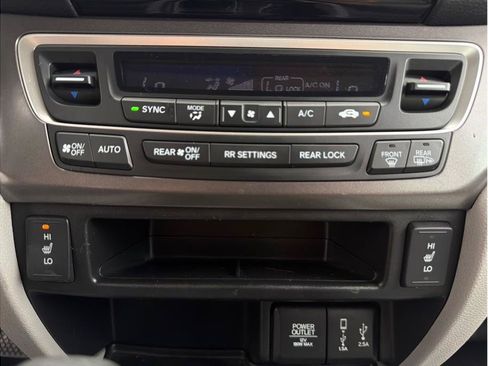 Used 2017 Honda Pilot EX-L image 17