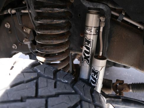 Used 2015 Ford F350 Lariat w/ Lariat Interior Package image 11