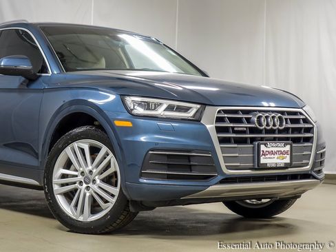 Used 2018 Audi Q5 2.0T Premium Plus w/ Premium Plus Package image 3