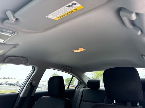Used 2015 Honda Civic LX image 29