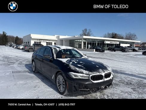 Used 2023 BMW 530i xDrive w/ Executive Package image 1