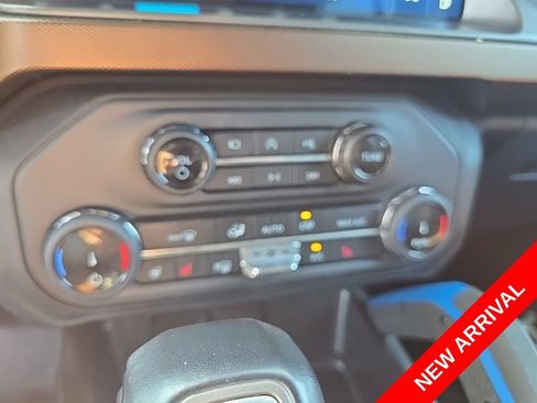 Used 2022 Ford Bronco Outer Banks AWD/4WD image 10