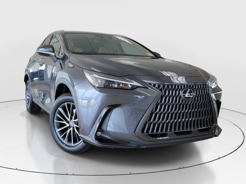 Used 2024 Lexus NX 250 FWD w/ Cold Area Package image 2