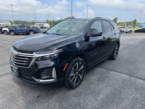 Certified 2023 Chevrolet Equinox Premier AWD/4WD image 3