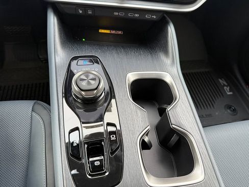 New 2026 Lexus RZ 450e AWD image 20