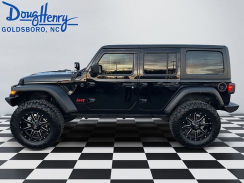 Used 2020 Jeep Wrangler Unlimited Sport image 2