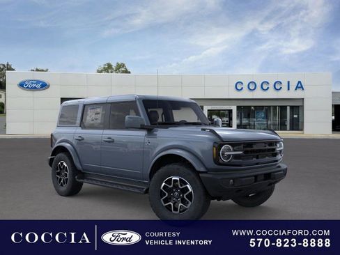New 2025 Ford Bronco Outer Banks image 7