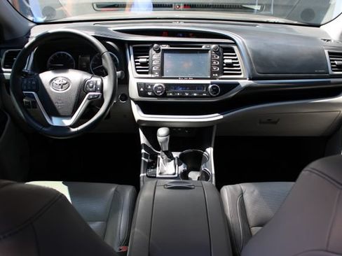Used 2019 Toyota Highlander Limited AWD/4WD image 46