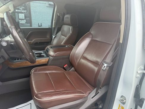 Used 2015 Chevrolet Silverado 2500 High Country w/ Duramax Plus Package AWD/4WD image 33