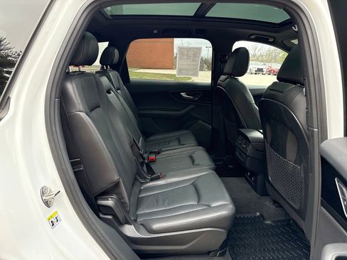 Used 2018 Audi Q7 3.0T Premium image 27