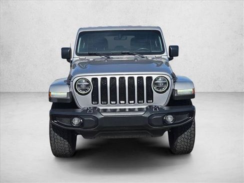 Used 2021 Jeep Wrangler Unlimited Sahara AWD/4WD image 2