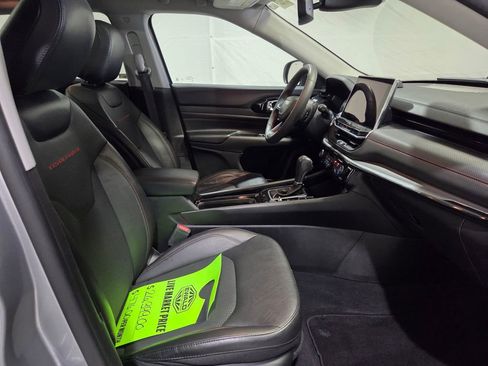 Certified 2022 Jeep Compass Trailhawk w/ Sun and Sound Group image 12