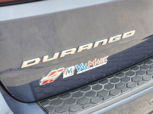 Used 2019 Dodge Durango SXT image 12