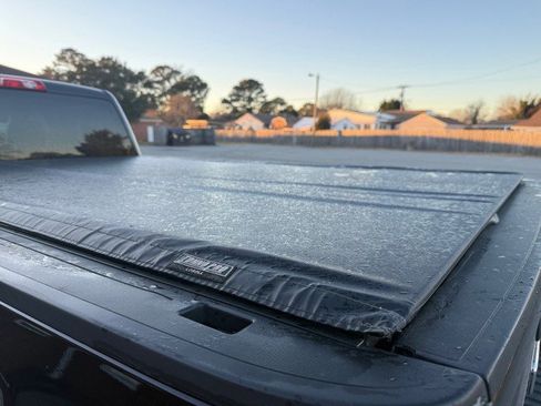 Used 2017 GMC Sierra 3500 SLT image 16