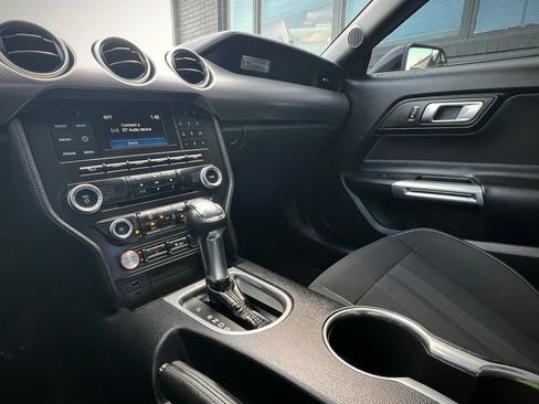 Used 2018 Ford Mustang GT image 40