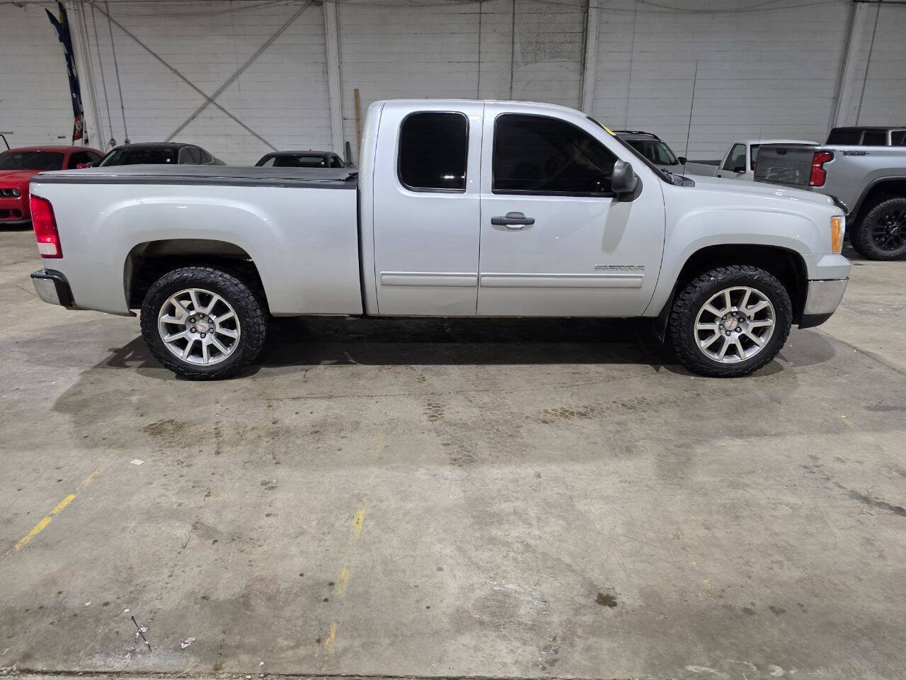 Used 2012 GMC Sierra 1500 SLE w/ Power Tech Package AWD/4WD image 16