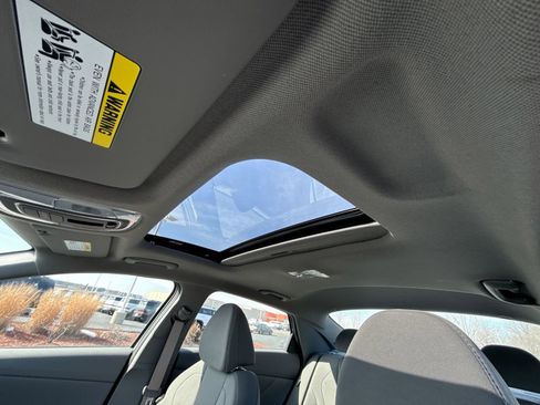 New 2026 Hyundai Elantra SEL Sport image 19