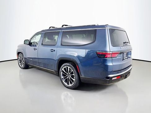 Used 2024 Jeep Wagoneer L Series III w/ Premium Group I AWD/4WD image 10