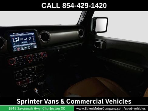 Used 2021 Jeep Wrangler Unlimited Rubicon AWD/4WD image 23