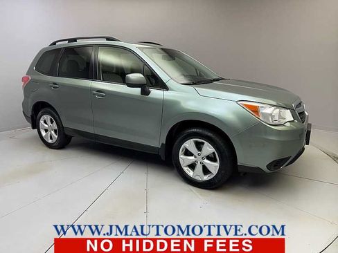 Used 2016 Subaru Forester 2.5i Premium w/ All-Weather Package AWD/4WD image 7