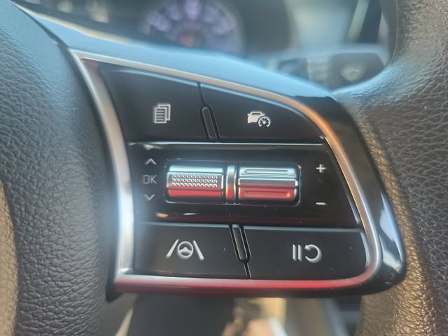 Used 2024 Kia Forte LXS w/ LXS Technology Package FWD image 18
