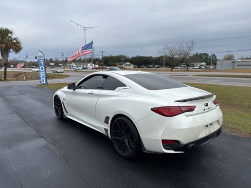 Used 2017 INFINITI Q60 Red Sport 400 image 8