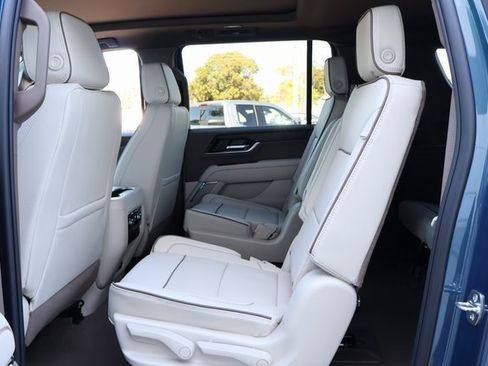 New 2026 GMC Yukon XL Denali image 14