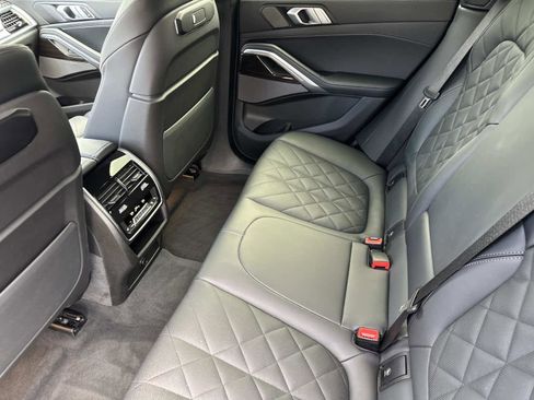 Certified 2025 BMW X6 xDrive40i image 14