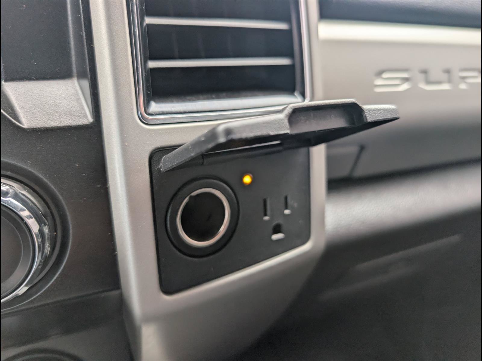 Used 2020 Ford F250 Lariat w/ Lariat Value Package AWD/4WD image 19