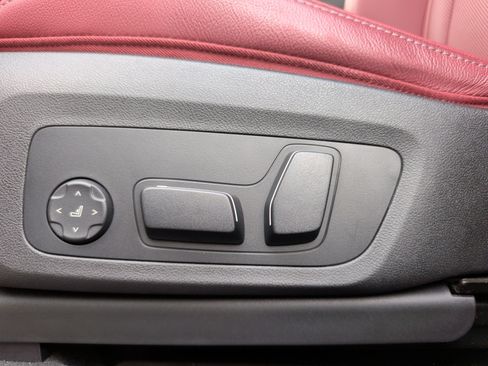 Used 2024 BMW X3 sDrive30i w/ Premium Package image 27