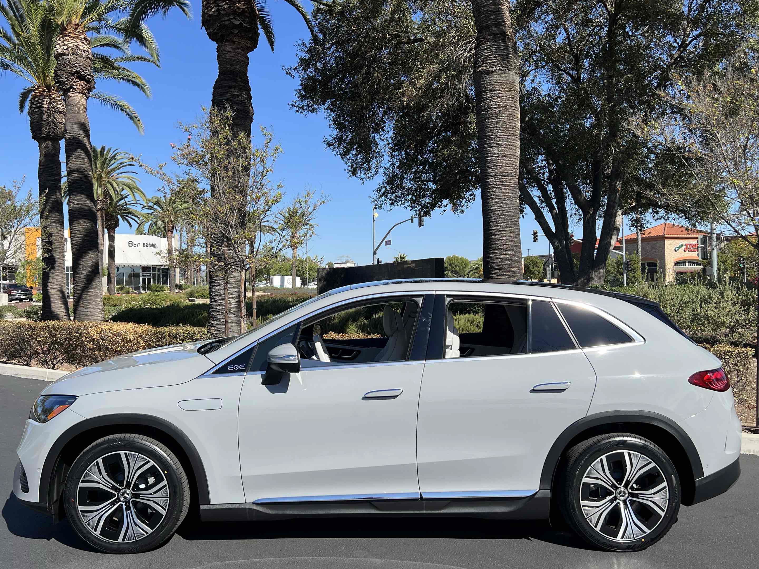 Used 2024 Mercedes-Benz EQE 350+ SUV image 20