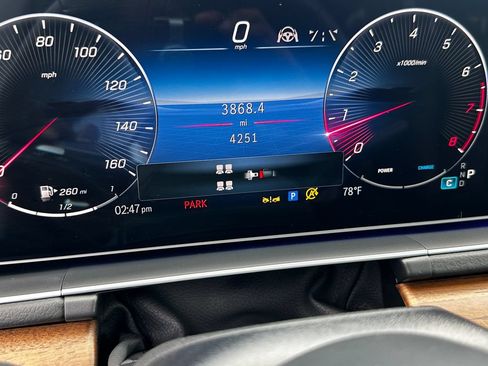 Certified 2025 Mercedes-Benz GLS 450 4MATIC image 30