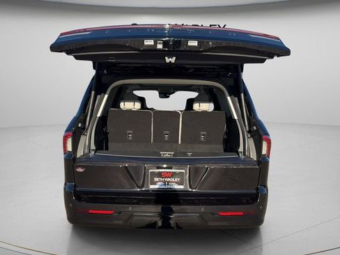 New 2026 Lincoln Navigator Reserve w/ Jet Appearance Package image 10