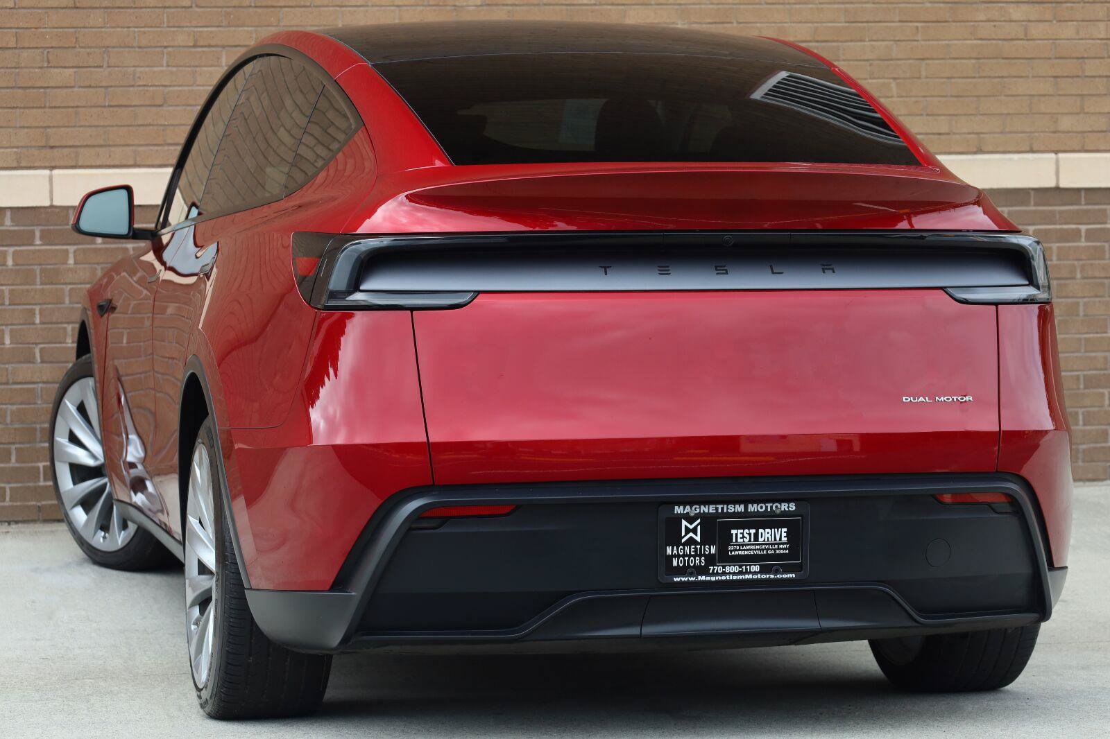 Used 2026 Tesla Model Y Long Range AWD/4WD image 9