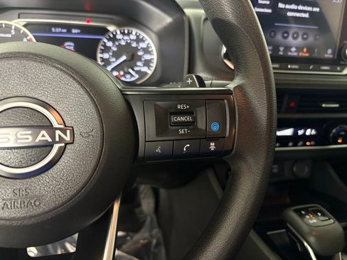 Used 2024 Nissan Rogue SV image 20