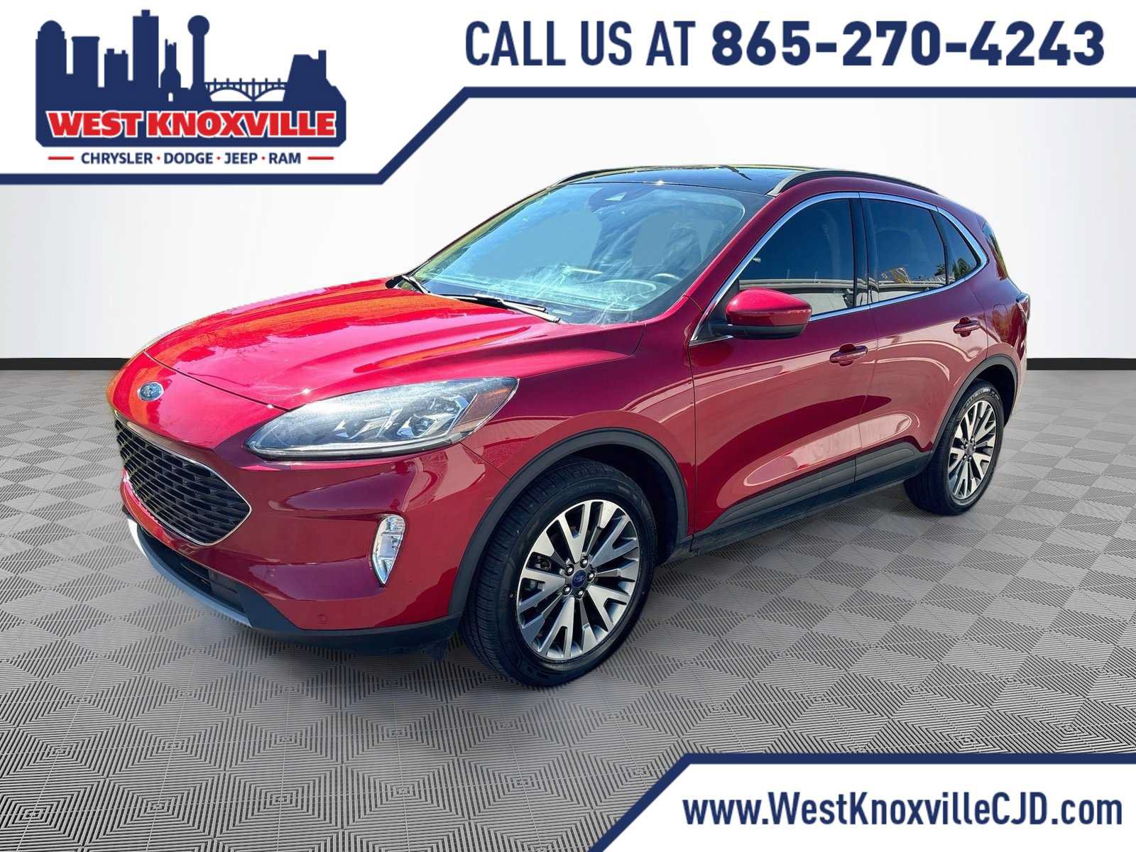 Used 2022 Ford Escape Titanium w/ Class II Trailer Tow Package AWD/4WD image 1