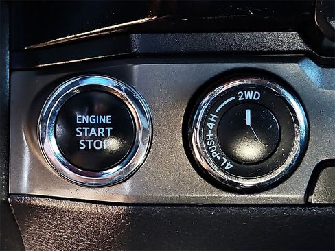 Used 2016 Toyota Tacoma TRD Off-Road w/ Towing Package image 23