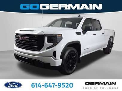 Used 2024 GMC Sierra 1500 Pro w/ Graphite Edition