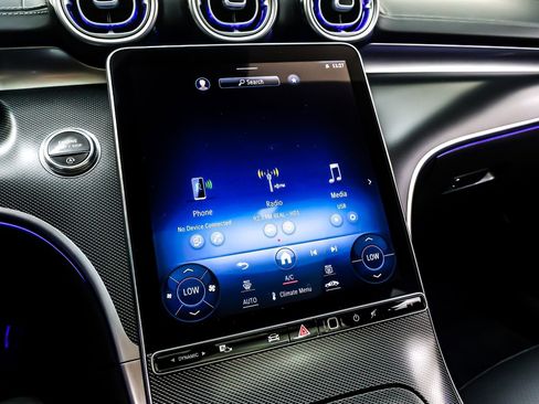 Used 2023 Mercedes-Benz C 300 Sedan image 21