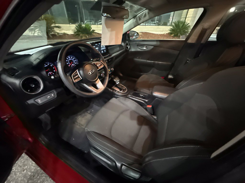 Used 2021 Kia Forte LXS FWD image 13