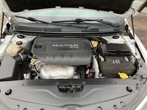 Used 2015 Chrysler 200 S w/ Navigation & Sound Group I image 23