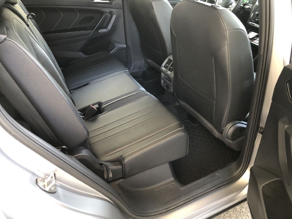Used 2024 Volkswagen Tiguan SE R-Line FWD image 15