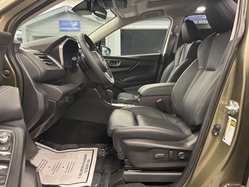 Used 2025 Subaru Ascent Limited image 9